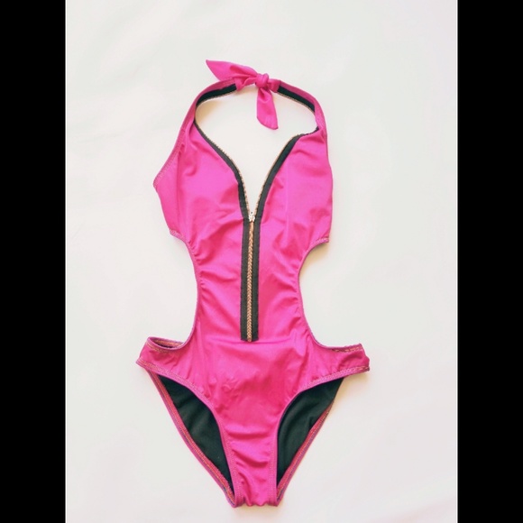 kenneth cole reaction bathing suit